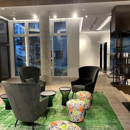 226 Fair Center Galluswarte Main Train Station Апартаменты