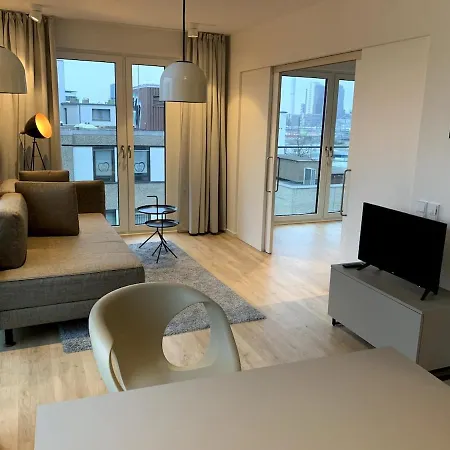 226 Fair Center Galluswarte Main Train Station Apartment *
