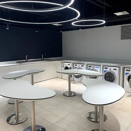 226 Fair Center Galluswarte Main Train Station * Frankfurt am Main