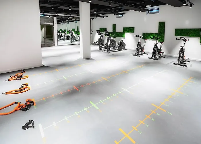 226 Fair Center Galluswarte Main Train Station * Frankfurt nad Menem