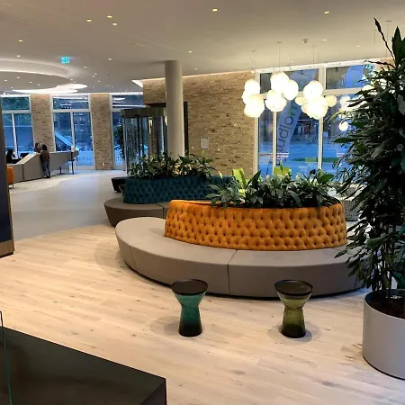 226 Fair Center Galluswarte Main Train Station Apartment Frankfurt am Main