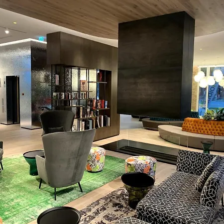 226 Fair Center Galluswarte Main Train Station Apartment *