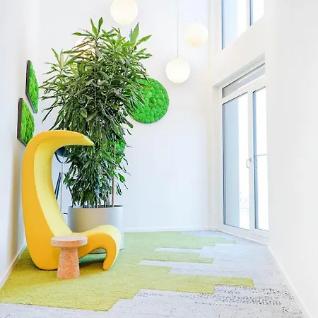 226 Fair Center Galluswarte Main Train Station Apartment *